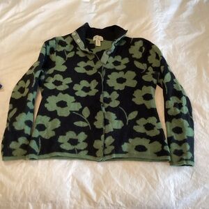 Neve Brand 100% Wool Black and Green Flower Floral Patterned Snap up Cardigan